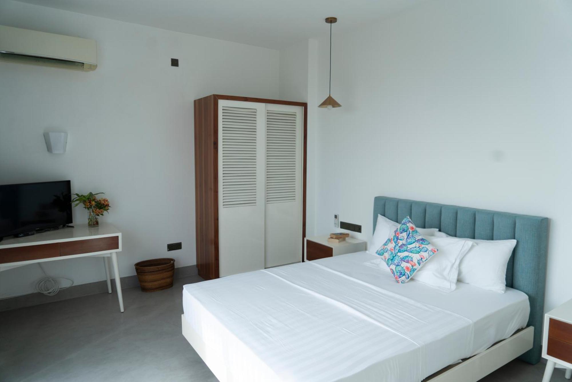 Four Petals Inn Kolombo Bagian luar foto
